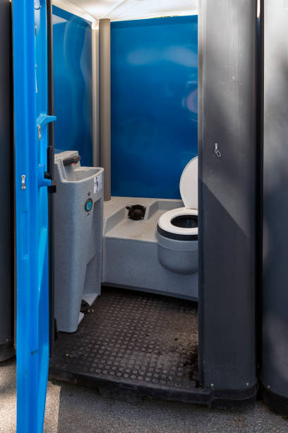 Best Portable toilet rental cost  in Crittenden, KY